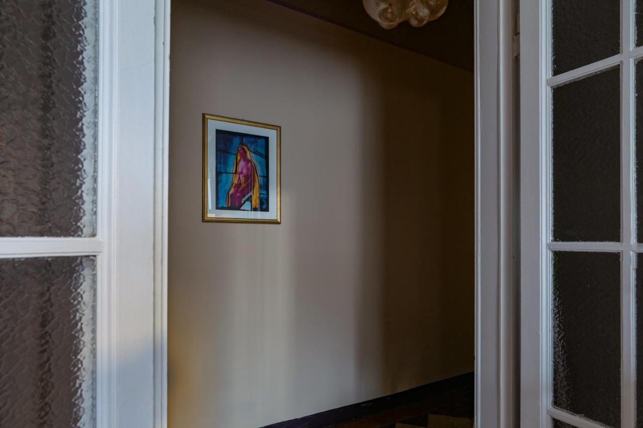 House Of Frames * Milan