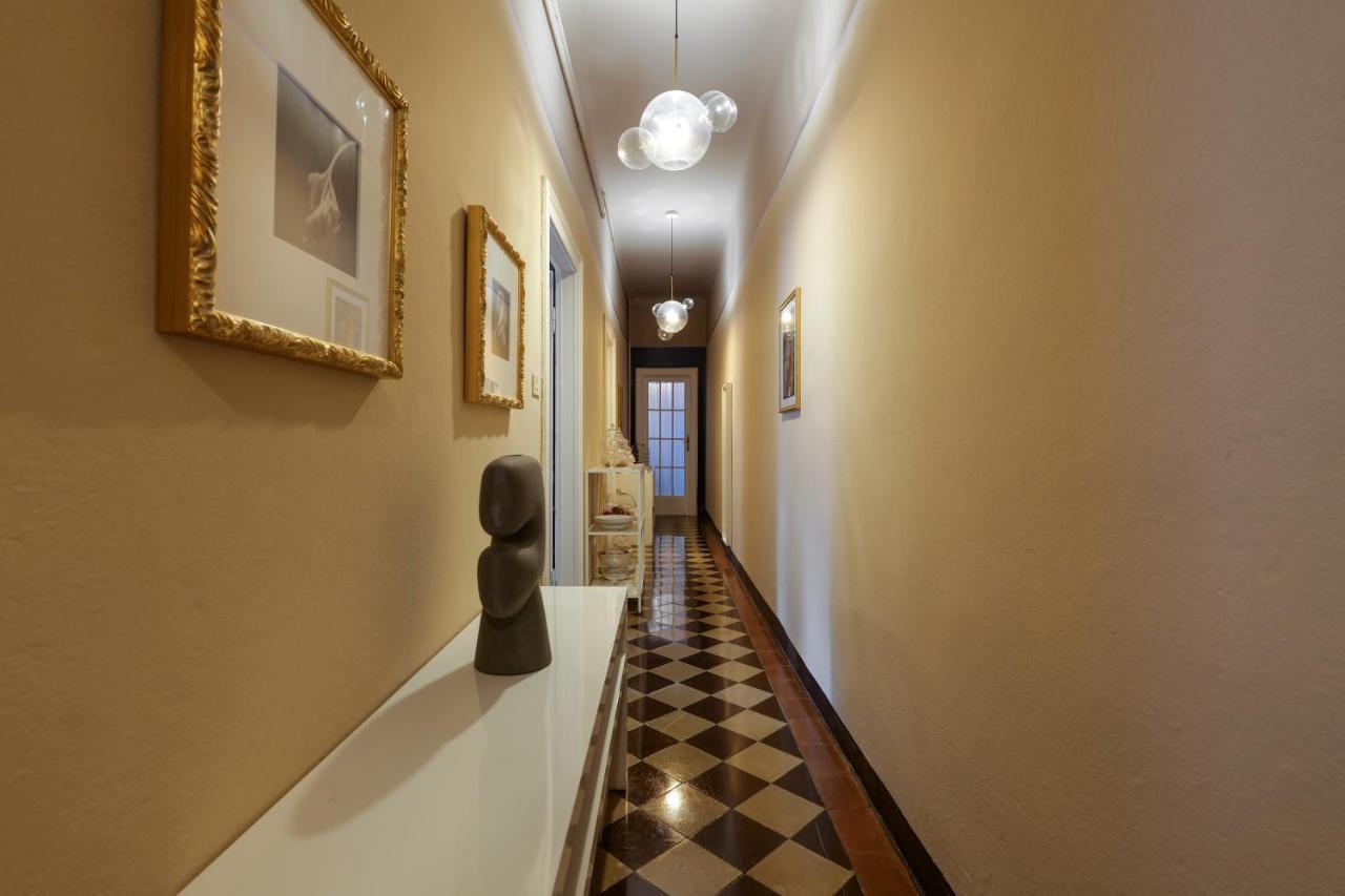 House Of Frames * Milan