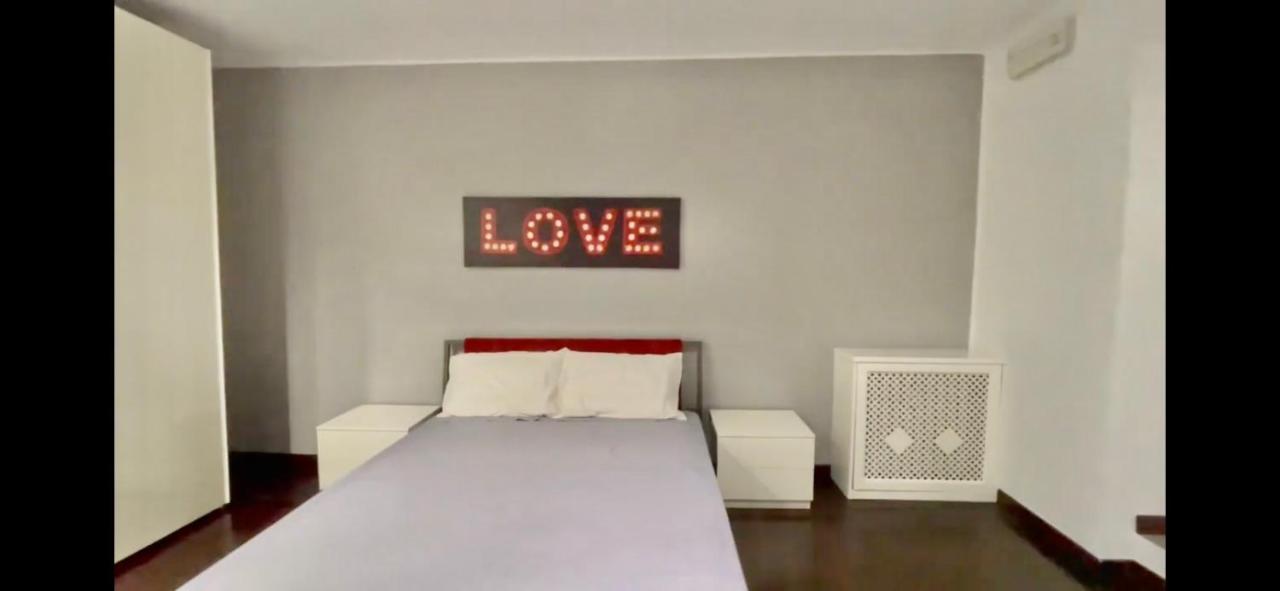 Luxury 100 Mq A Stone's Throw From The Duomo Milão