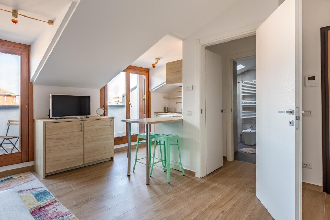 Cozy W/parking 5 Min Walk From The Bus Stop * Milan