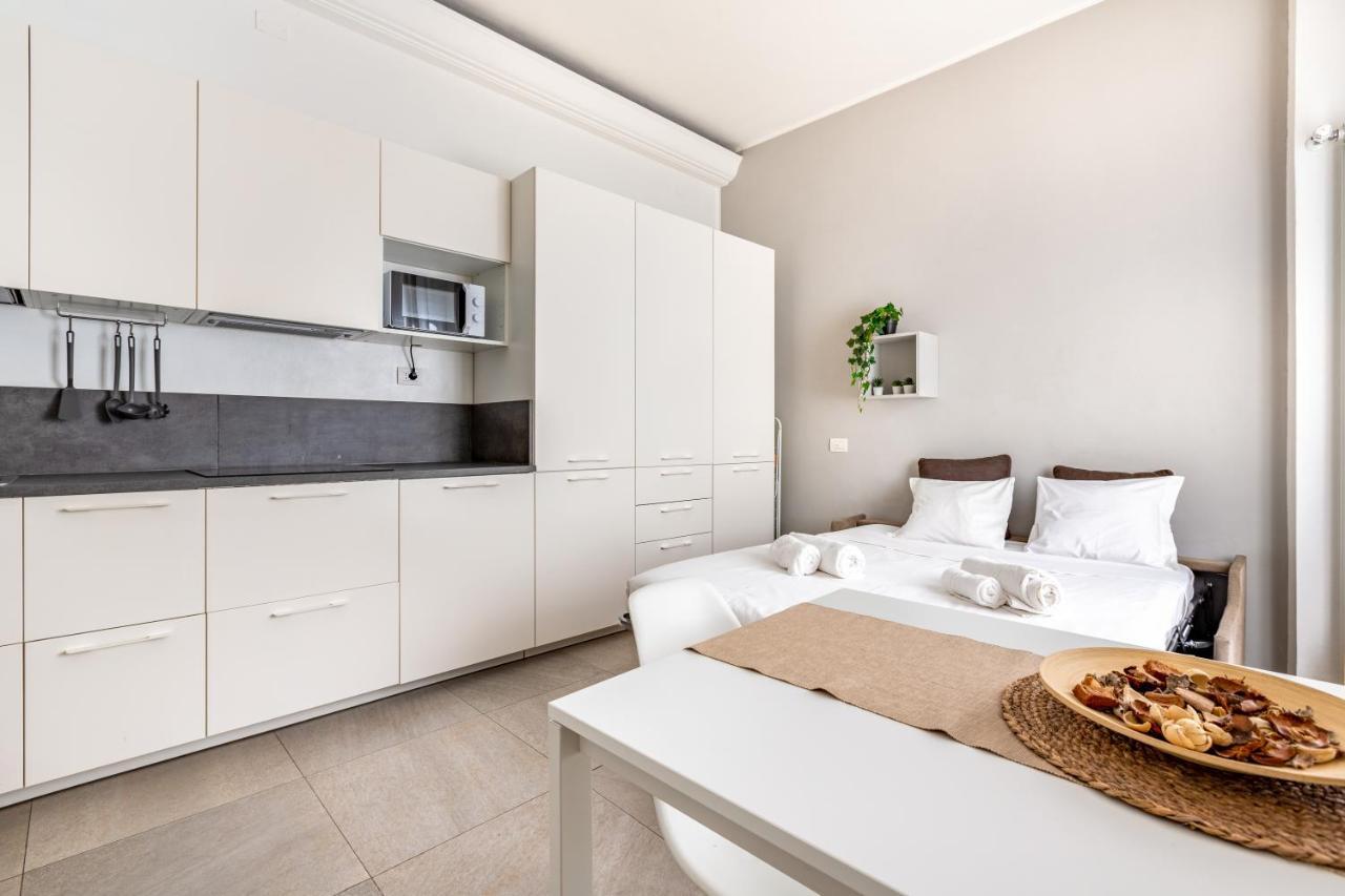 Cosy With Shared Terrace! Milan