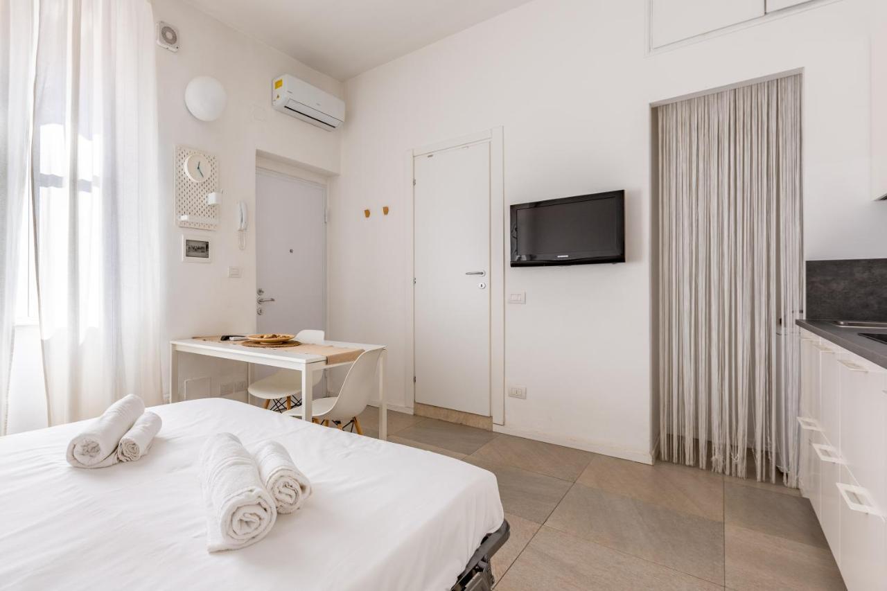 Cosy With Shared Terrace! * Milan