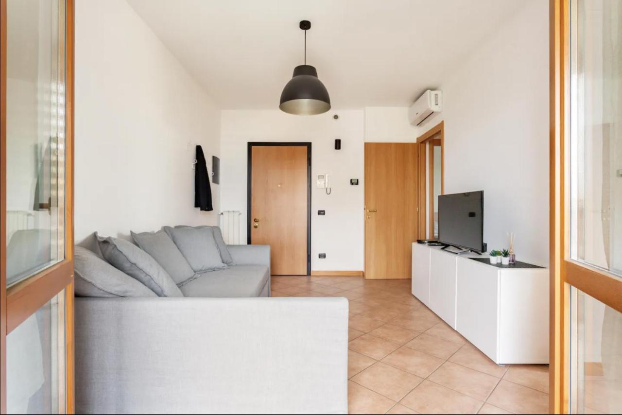 Lussuoso Attico Con Garage Gratis Vicino Al Duomo E Allo Ieo Milan