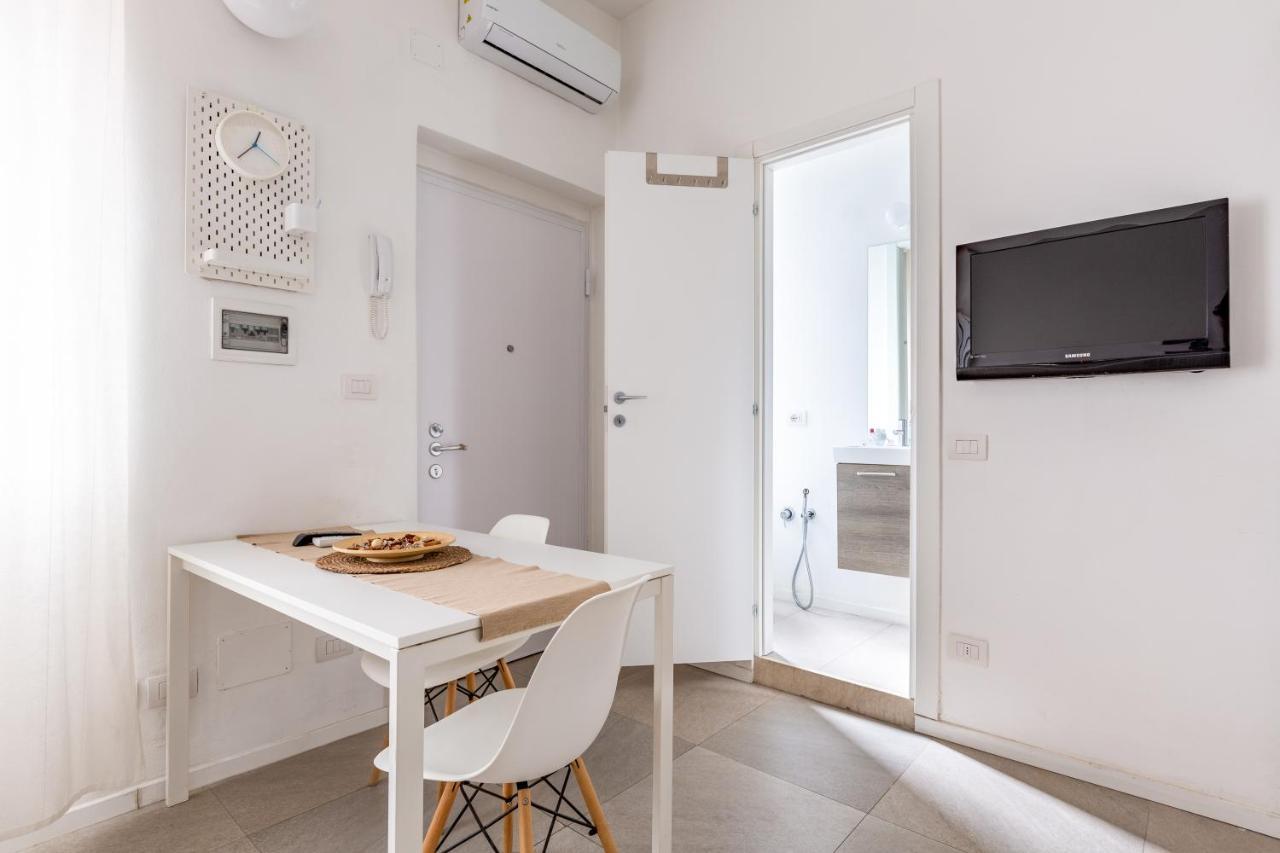 Cosy With Shared Terrace! Milan
