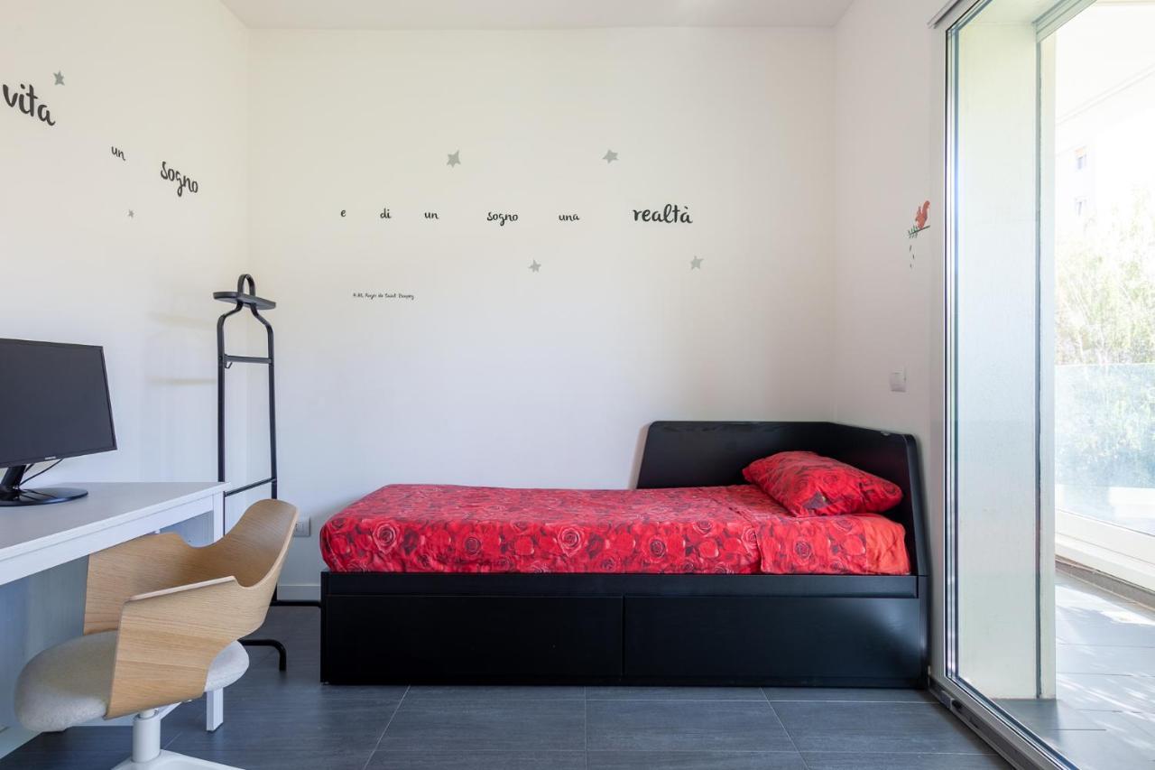 Luxury With Terrace - Forze Armate Apartamento Milão