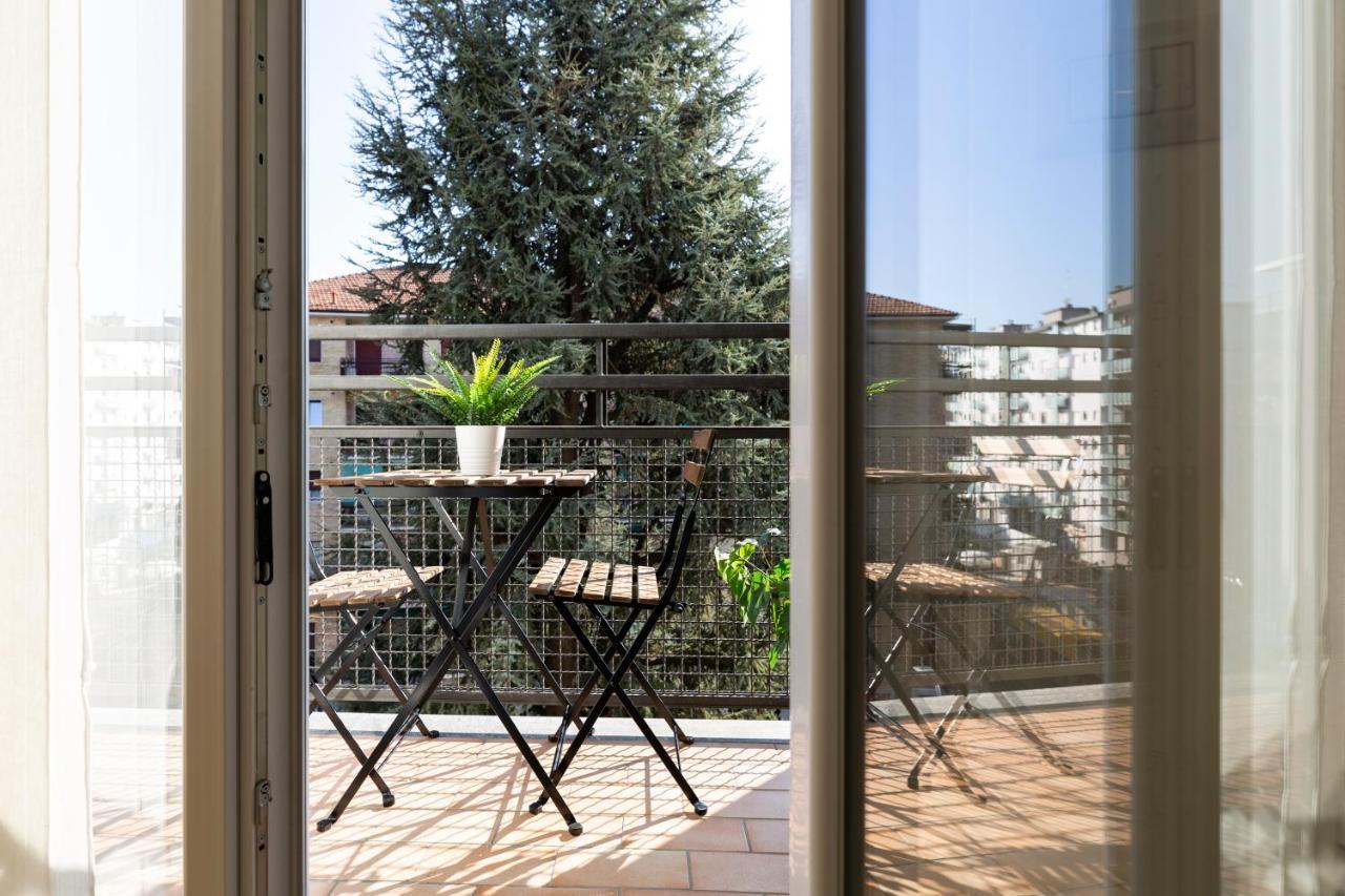 Tulipani 19 - Flower District Apartment Milan