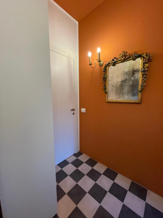 Apartment La Marina Di - Pier Lombardo Milan