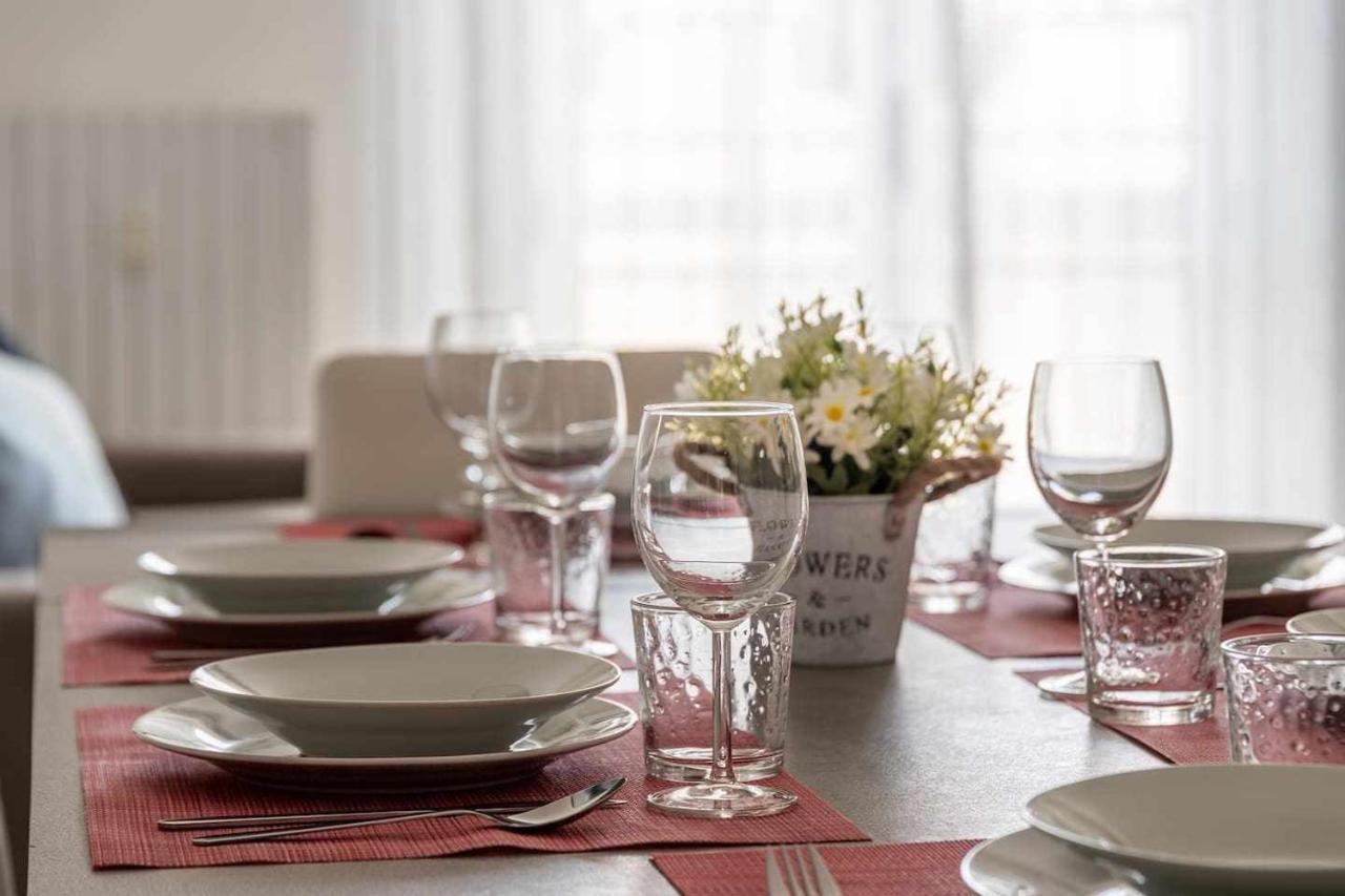 - Parking And Comfort - Spacious Up To 8 Pax Apartment Milan