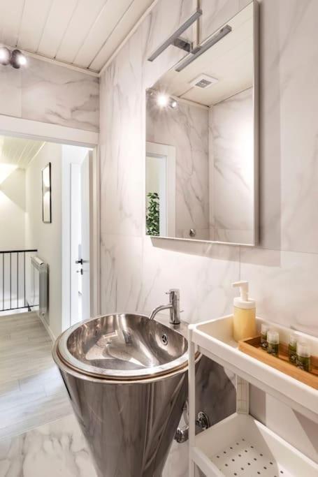 Apartment Stupendo Duplex In Centro A Milan