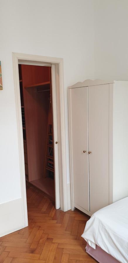 Meta Italy In Tortona Apartamento