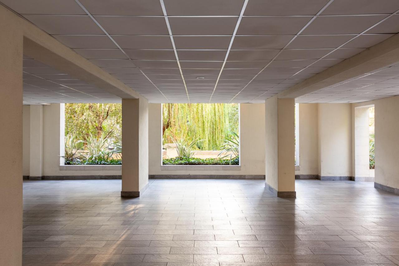 Luxury With Terrace - Forze Armate Apartamento