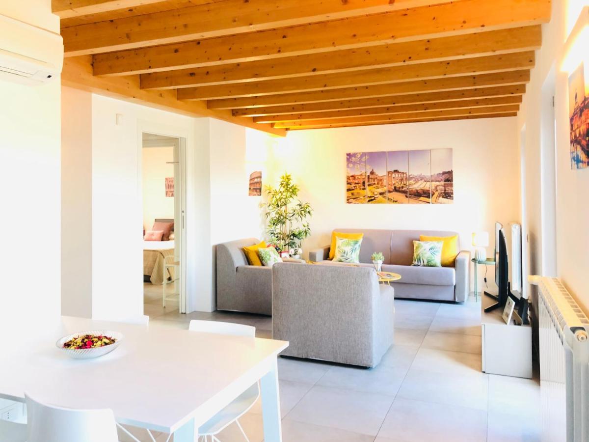 Stepandgo Navigli Apartment