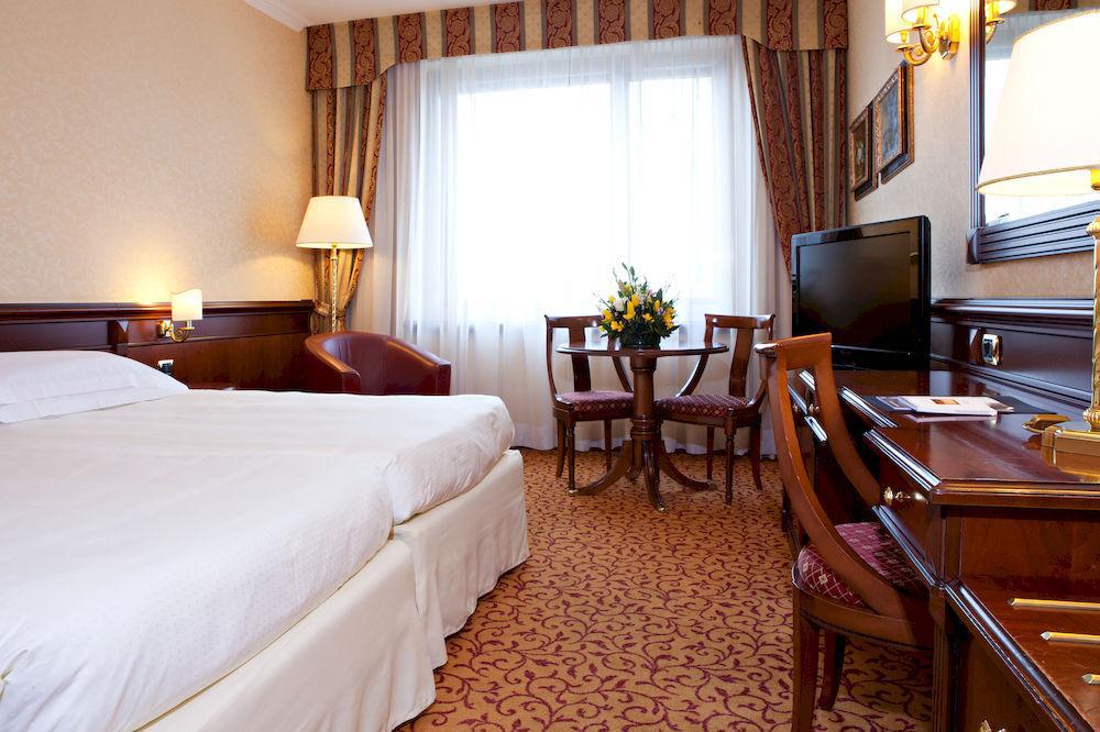 Hotel Atahotel Executive 4*
