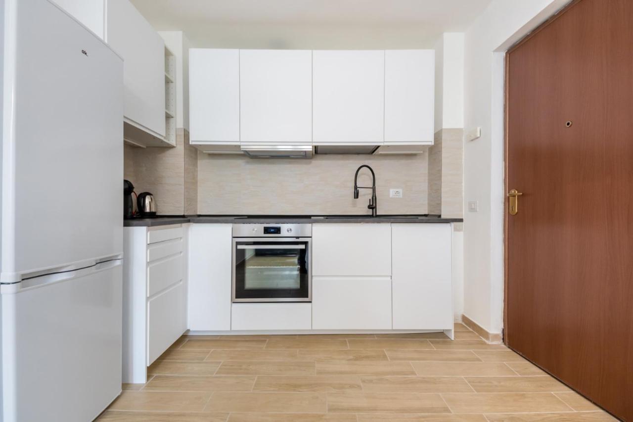 Easylife - Comodo Trilocale In Porta Romana Apartamento Milão