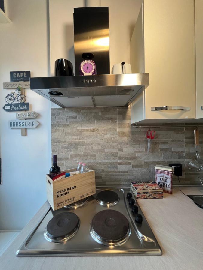 Citta Studi - Front Metro Lambrate Apartment *