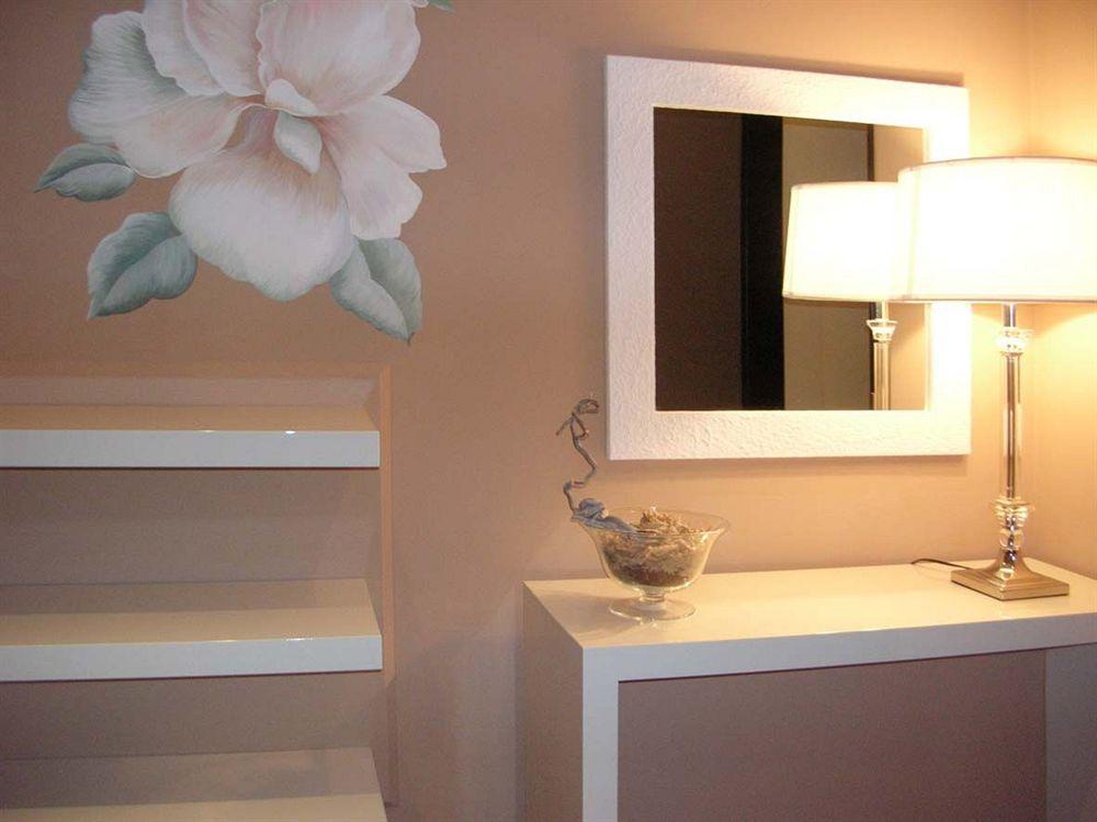 The Place Manzoni Apartment Milan