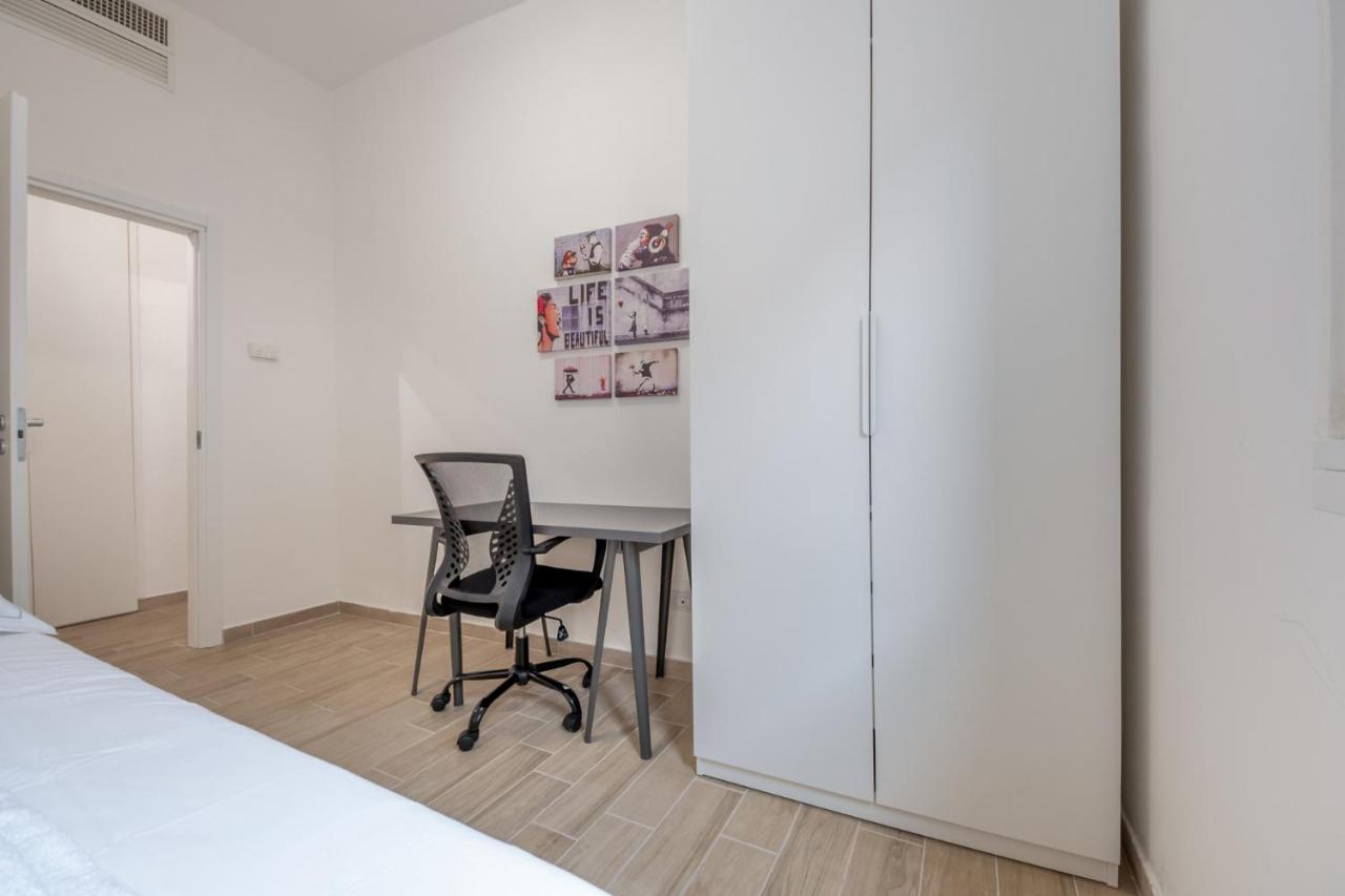 Easylife - Comodo Trilocale In Porta Romana * Milão