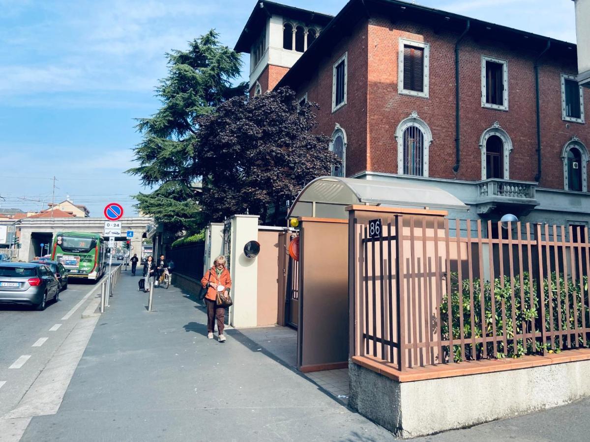 Luxury House Dergano Apartment *
