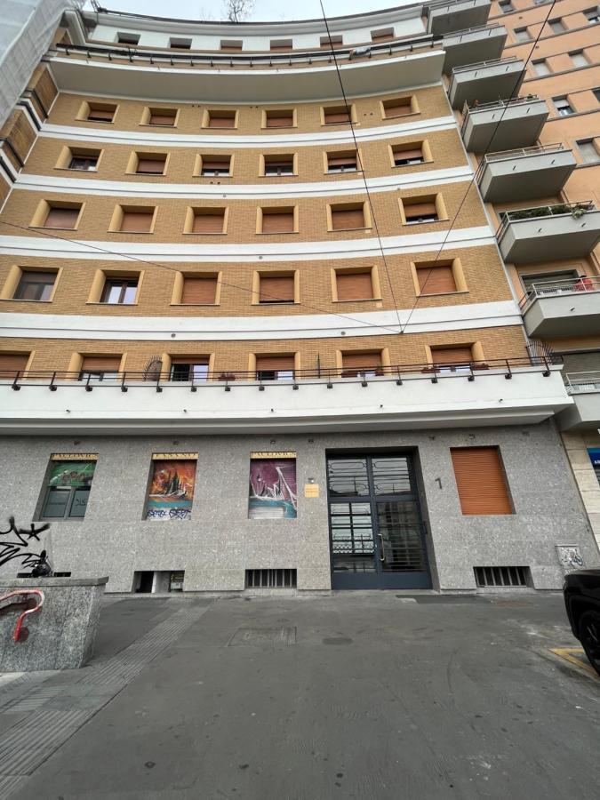 Citta Studi - Front Metro Lambrate Apartment