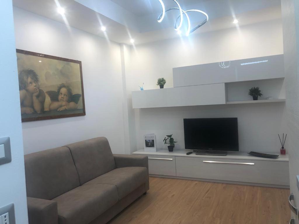 Apartment N&ghomesweethome Raffaelloelegante Ideale Affari