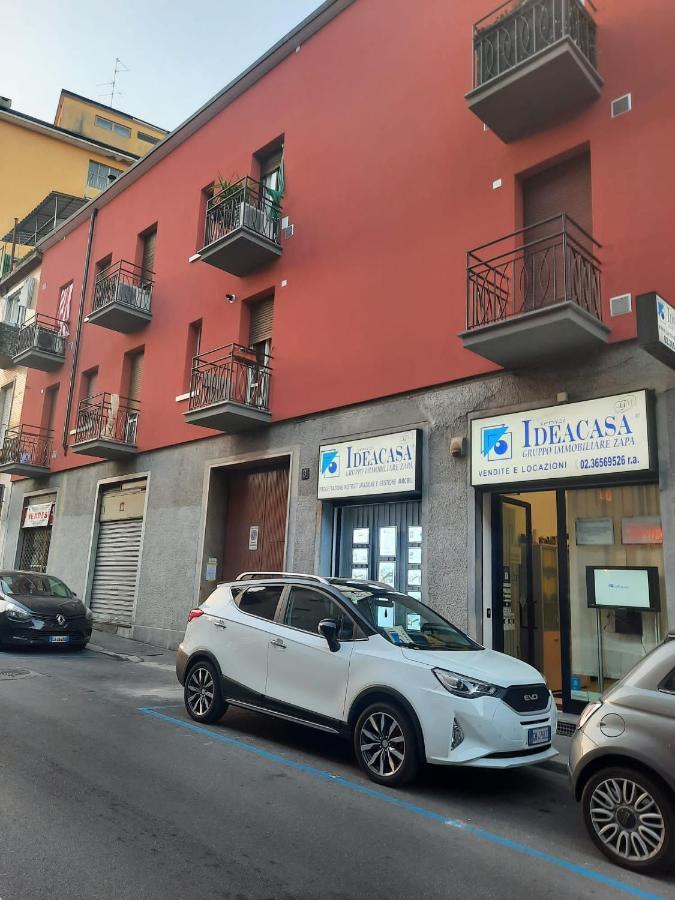 N&ghomesweethome Raffaelloelegante Ideale Affari Milan