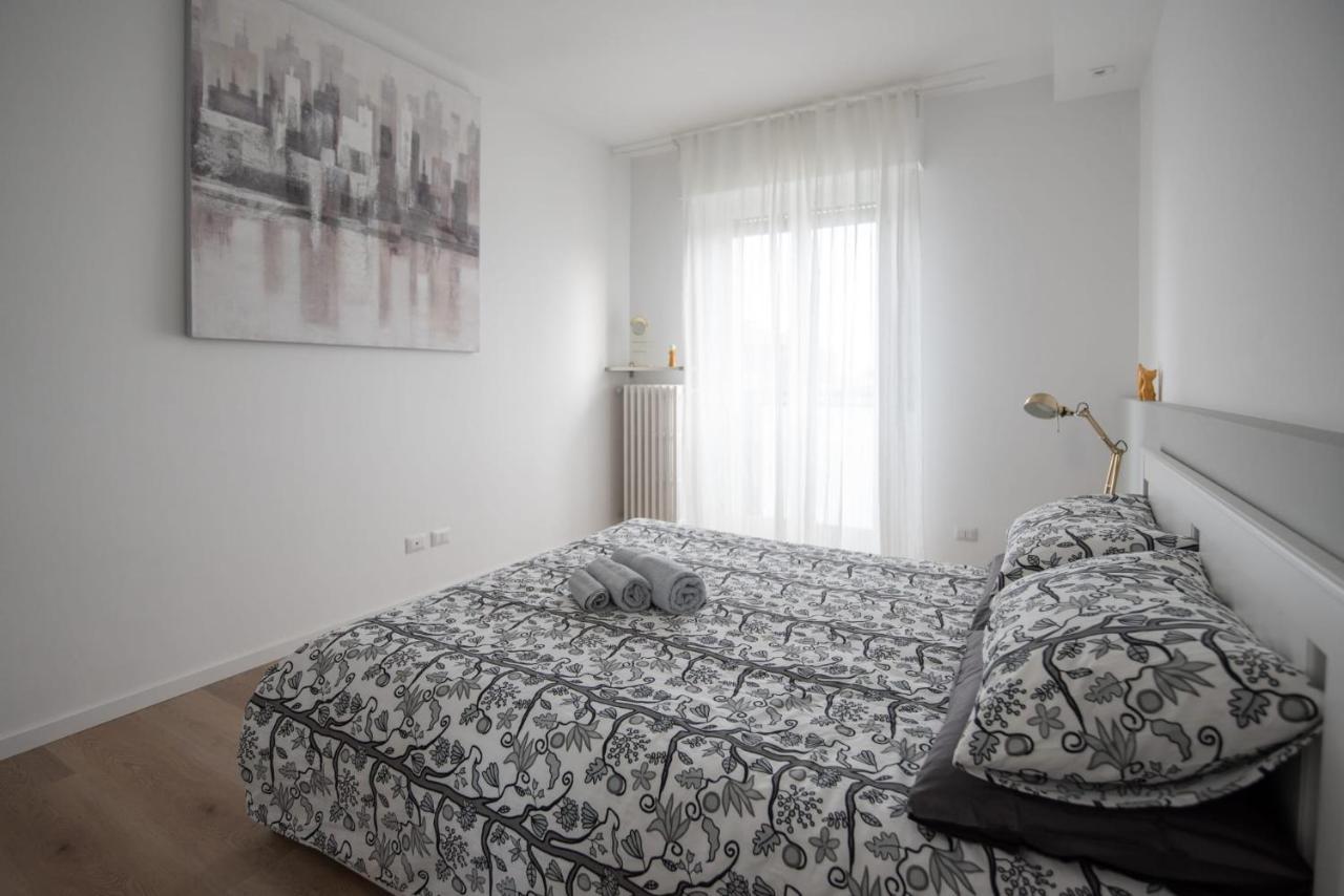 Welcome To Mi - Attico Metro M1 Apartment