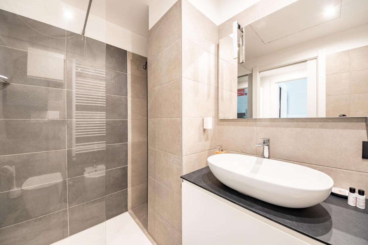 Renovated With Garden & Veranda! Apartment *
