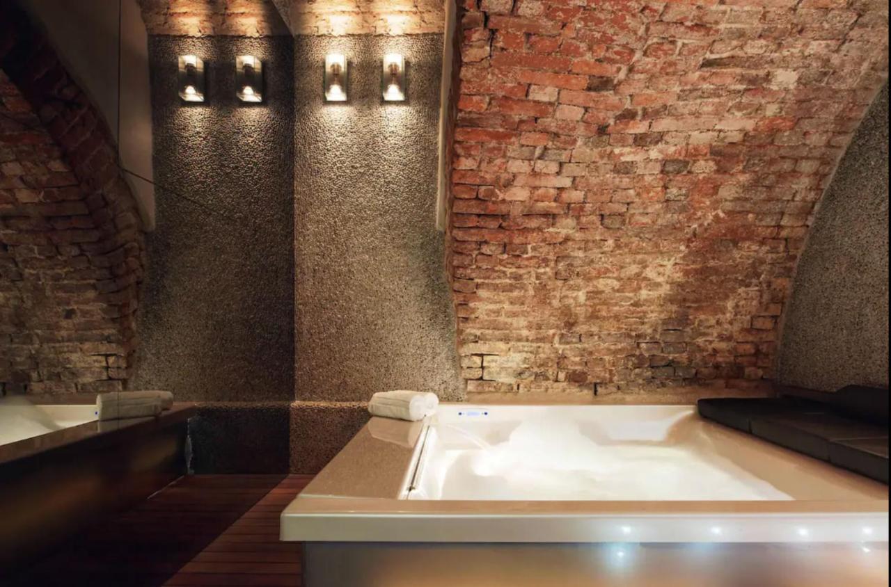 Apartment Unique Penthouse 10 Steps From Duomo Milan