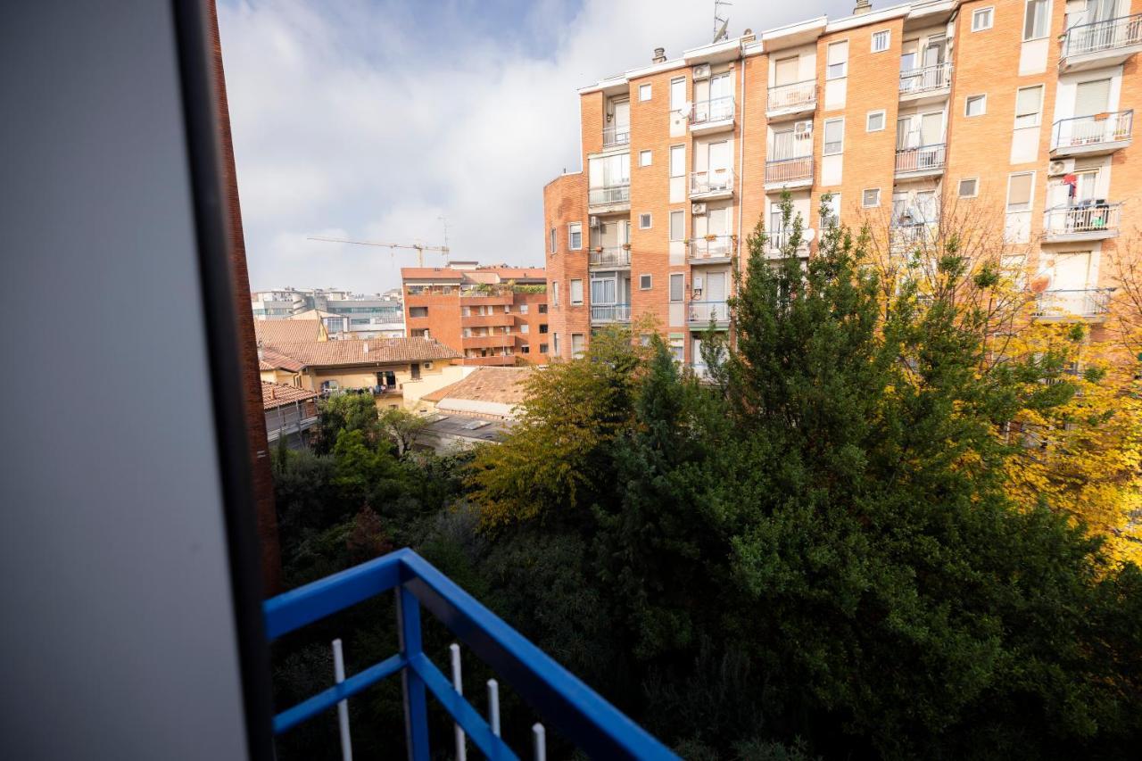 Ampio Bilocale In Zona Navigli/romolo * Milan