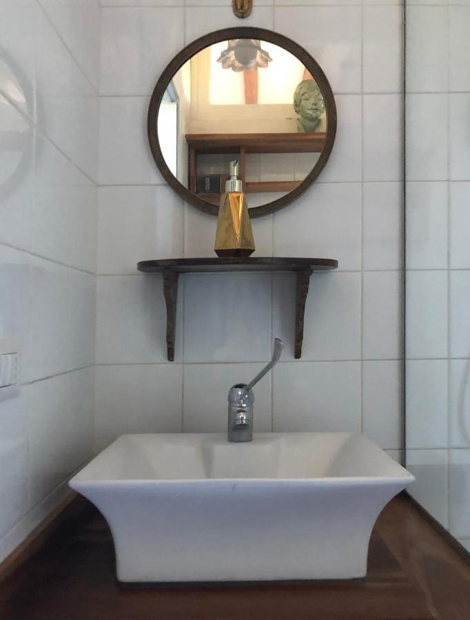 With Terrace And Loft With Garden In Naviglio Pavese Guest house *