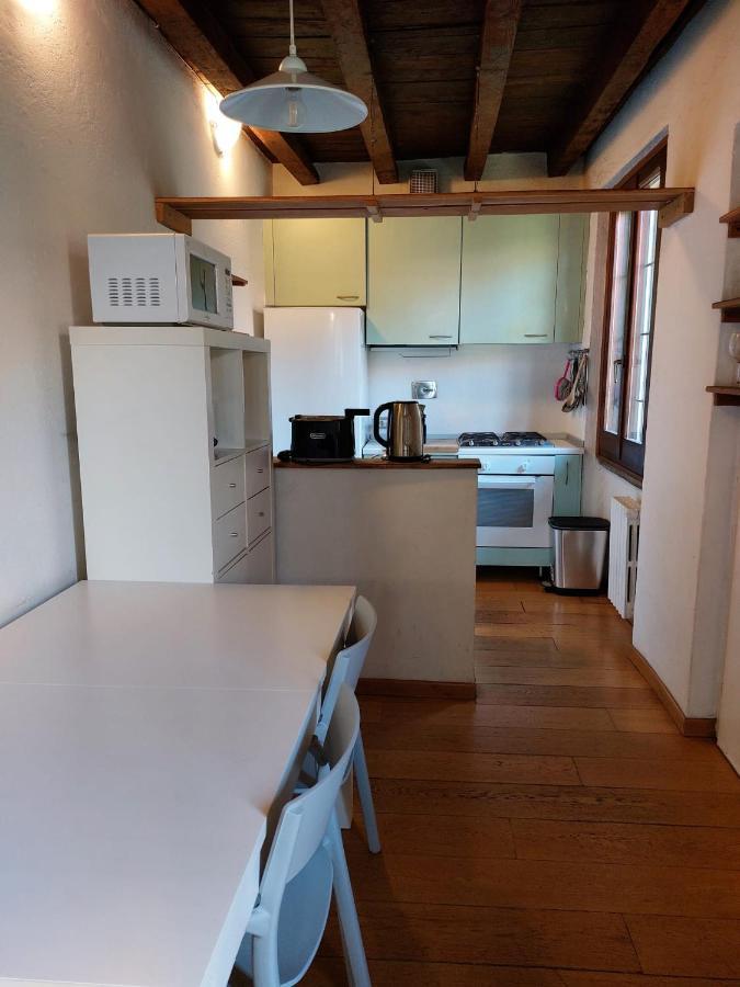 Alloggio in famiglia Naviglio House *