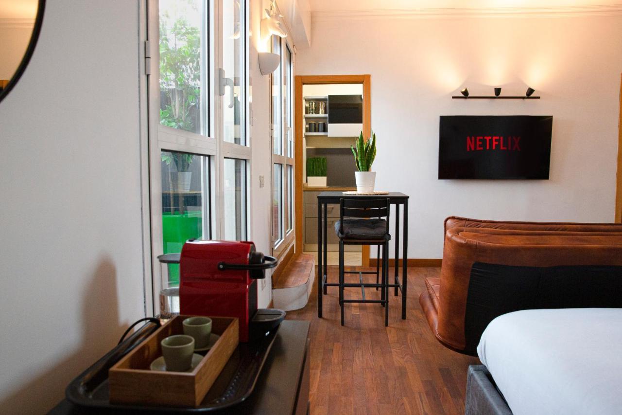 Apartment The Attic - Netflix