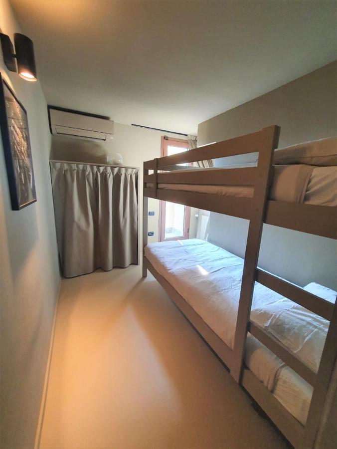 12 Apartment