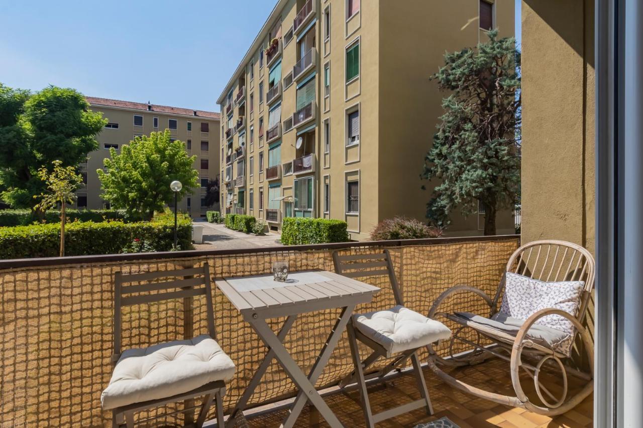 Apartment Renovated Flat Medeghino 24 Milan