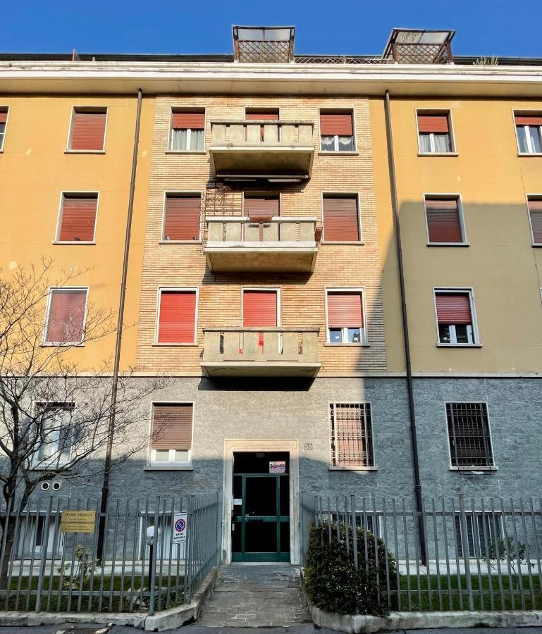 Apartamento Homiesam - Yellow Dream & City Life Milão