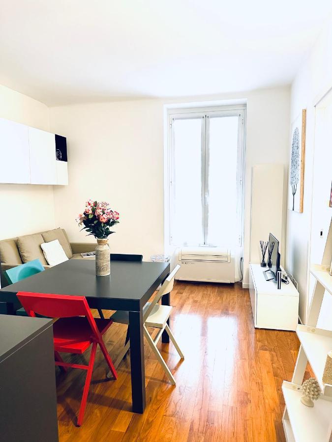 Apartamento Bixio Eleven Junior A 7 Minuti Dal Duomo