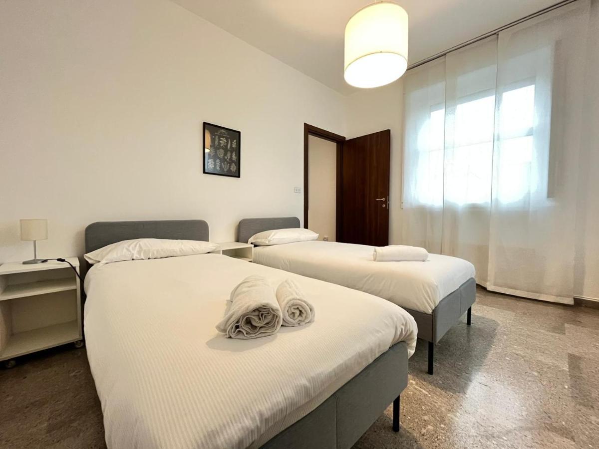 Kibilu - Viale Andrea Doria - Corso Buenos Aires - Porta Venezia - Centro Citta Milan