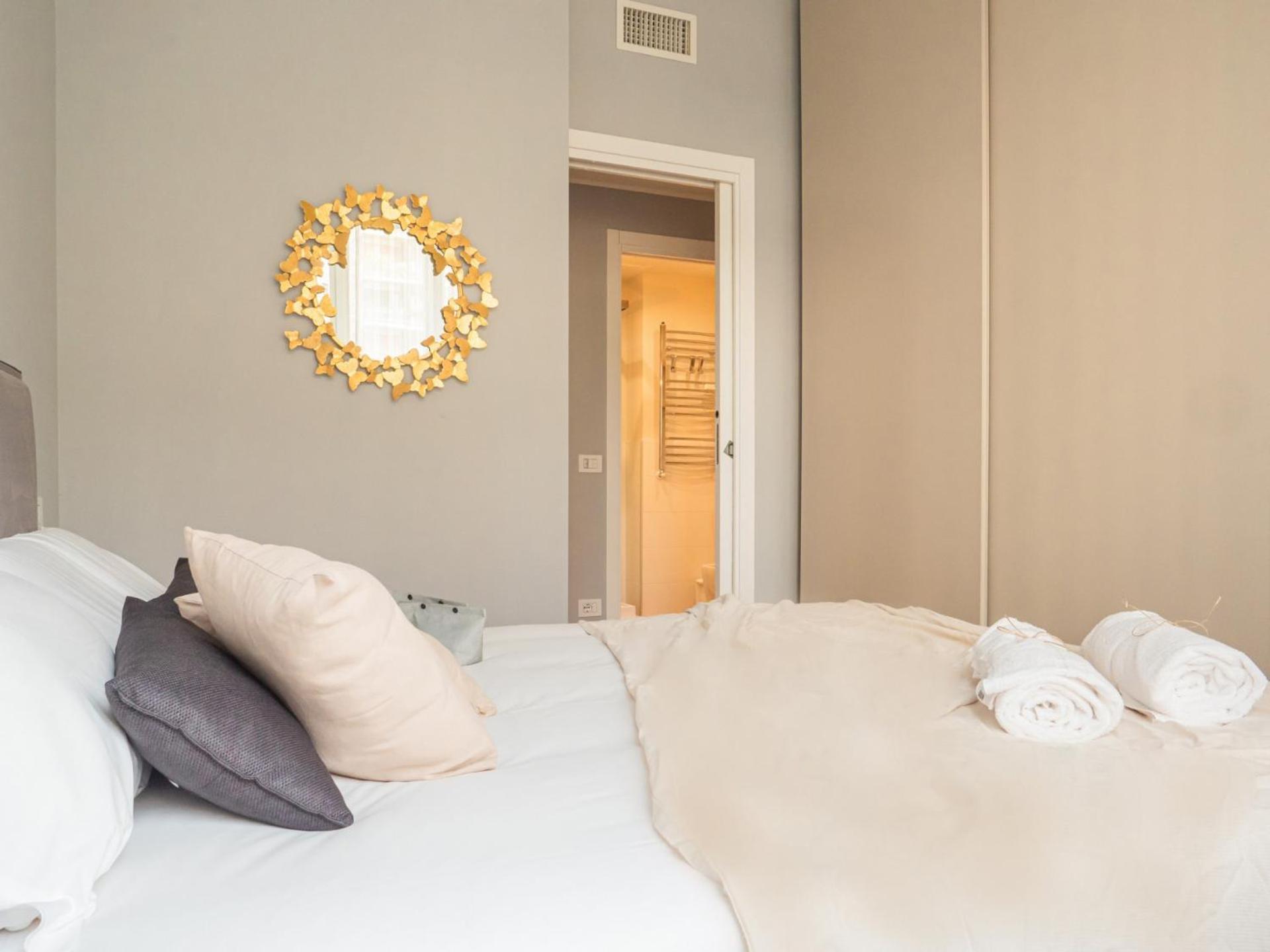 The Rent - Lovely Two-bedroom Near Bocconi Milan