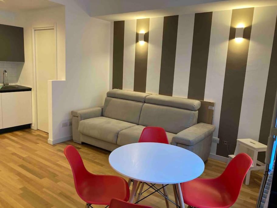 Bilocale Zona Bocconi-navigli Holiday home Milan