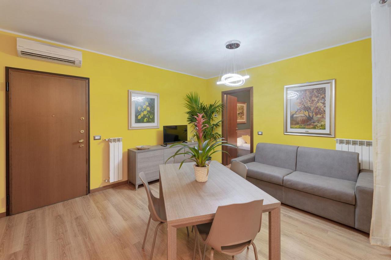 Way Rent - Con Terrazzo Zona Sempione Milan