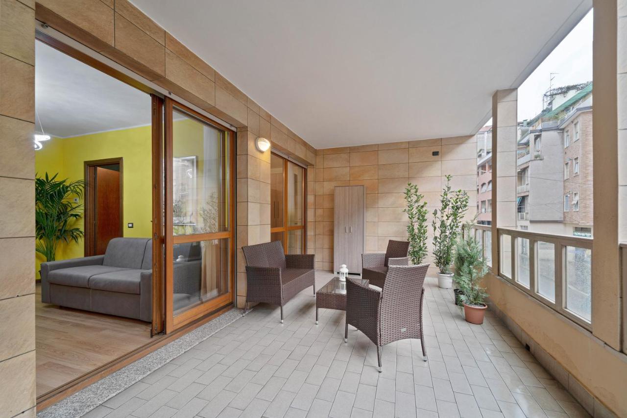 Way Rent - Con Terrazzo Zona Sempione Milan