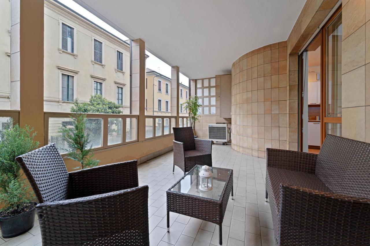 Way Rent - Con Terrazzo Zona Sempione Apartment Milan