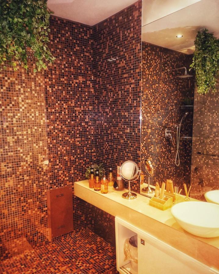 And The Bed & Breakfast Milan