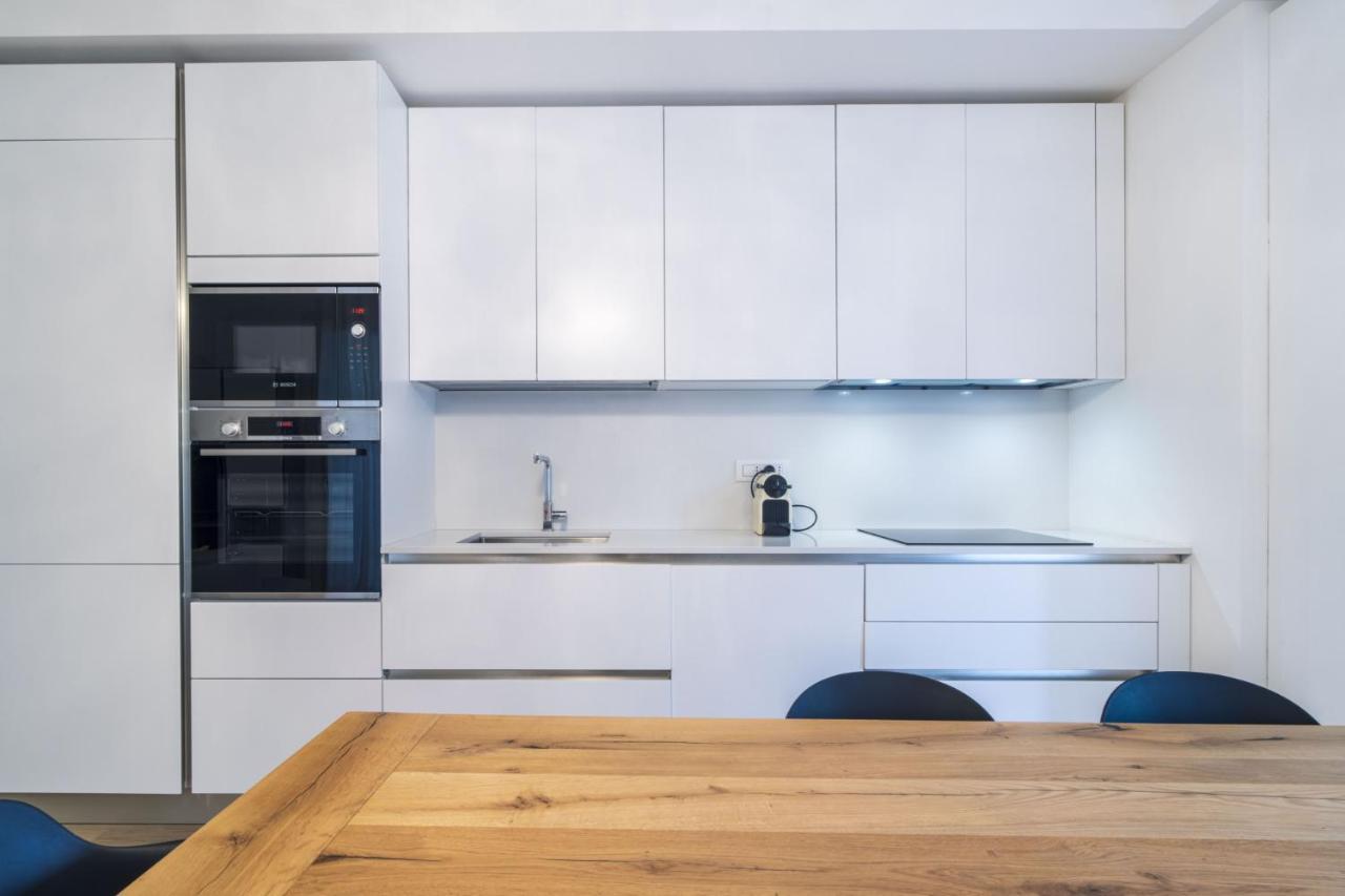 Easylife - Moderno Ed Elegante Trilocale In Corso Garibaldi Milan