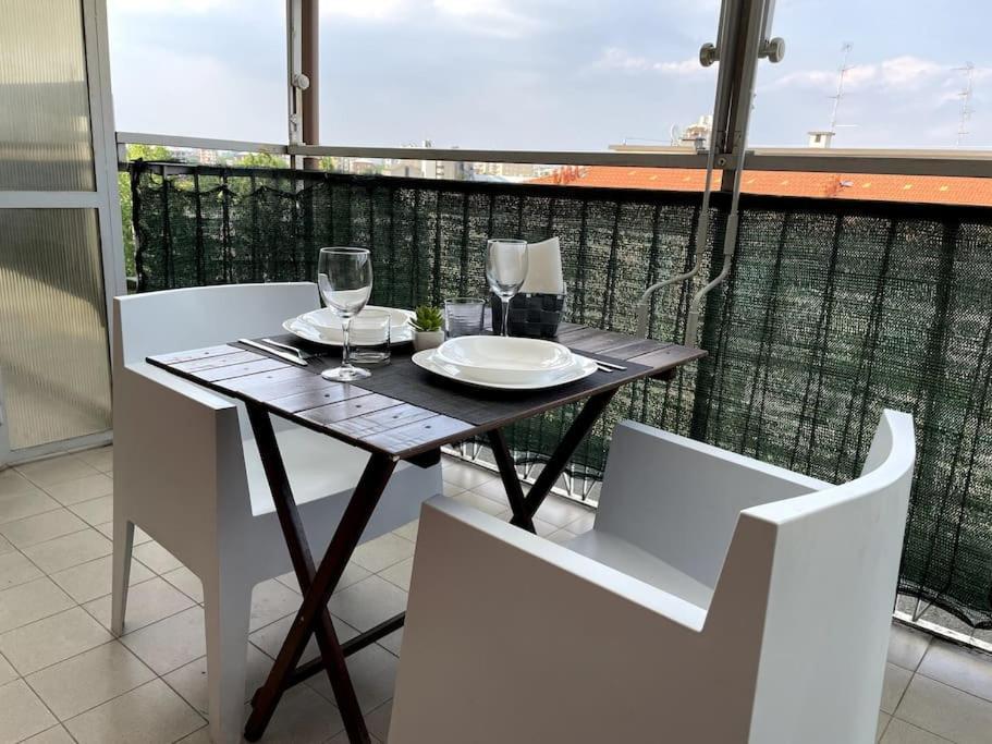 Apartment Free Parking Il Terrazzino ⭑⭑⭑⭑⭑ Milan
