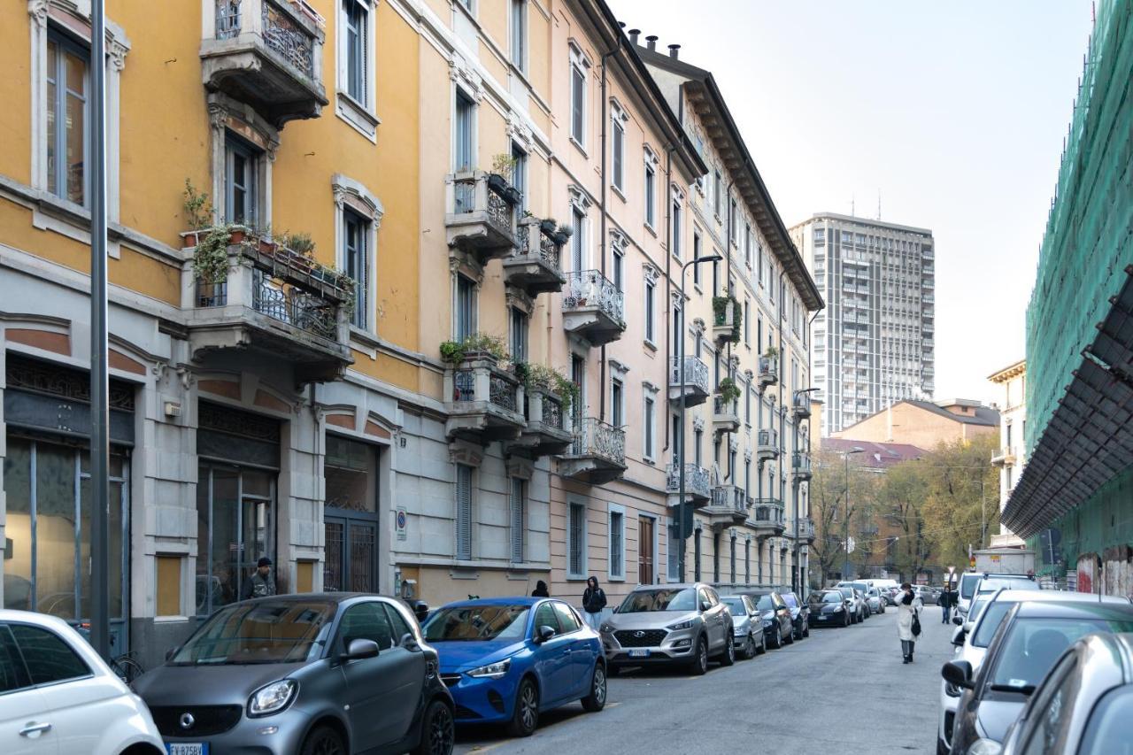 Apt Vicino Metropolitana Porta Romana, 4 Minuti Da Duomo, Free Wifi&netflix Appartamento Milano