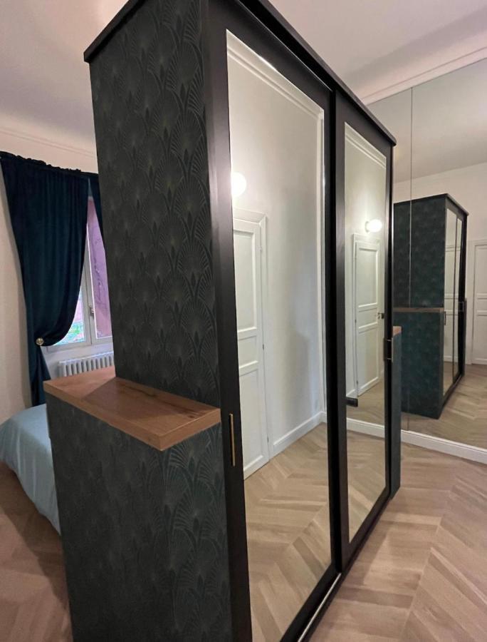 Isola Apartment *