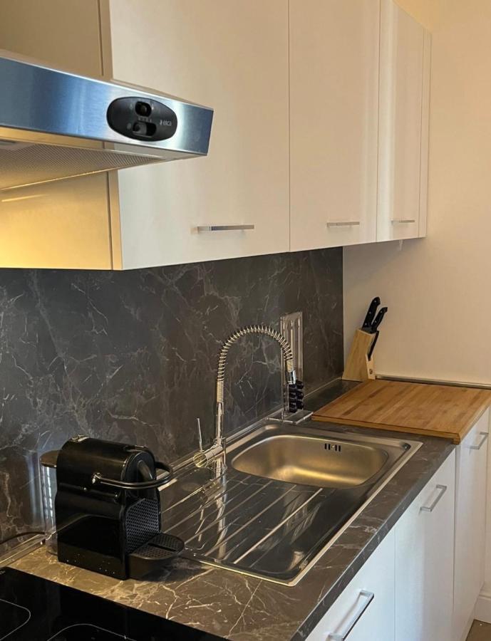 Isola Apartment Milan