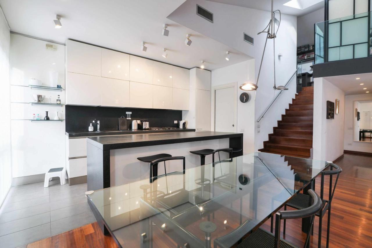 Npa20 Luxury Large In Navigli District Apartment Milan