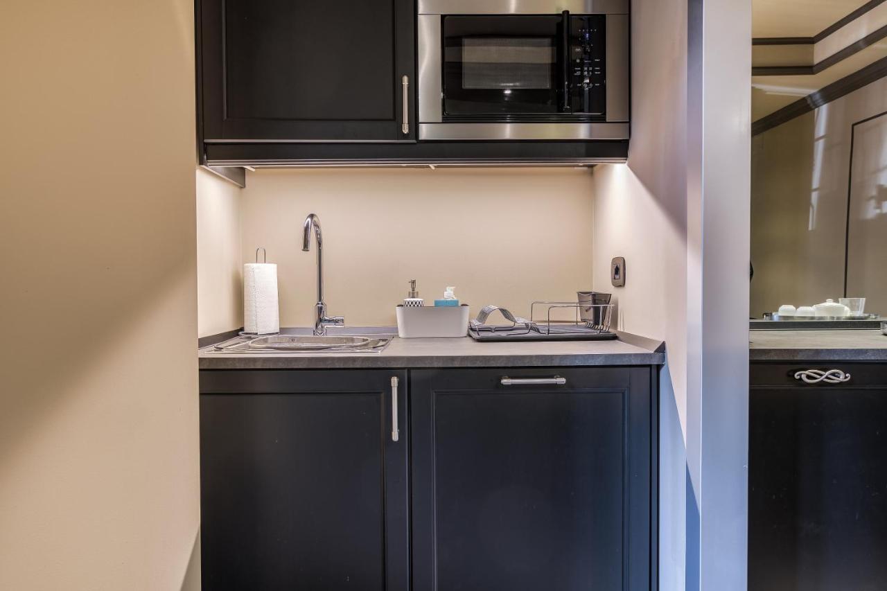 Carlo Goldoni Luxury Flat 3pax Wifi Milan